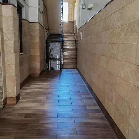 La Casa Di Golia * Bari