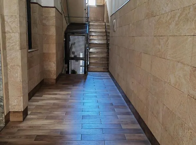 La Casa Di Golia * בארי